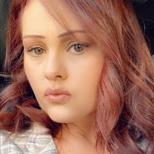 Meet your Posher, Candice